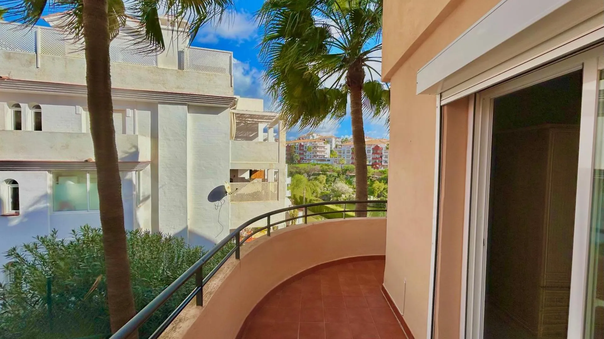 Modern And Stylish Apartment Seeview And Golfview Malaga