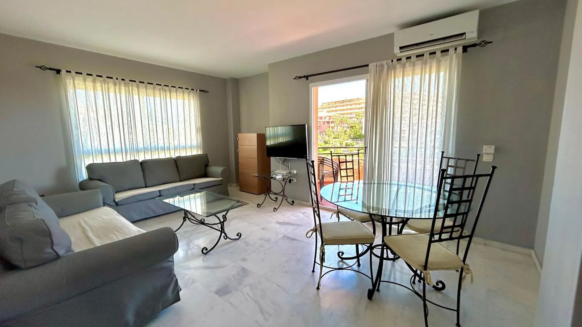 Modern And Stylish Apartment Seeview And Golfview Μάλαγα Ισπανία